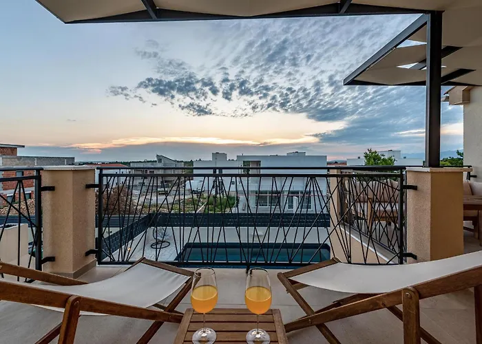 Gorgeous In Дом отдыха