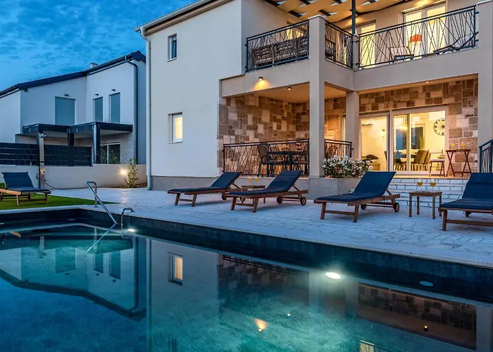 Дом отдыха Gorgeous In Врси