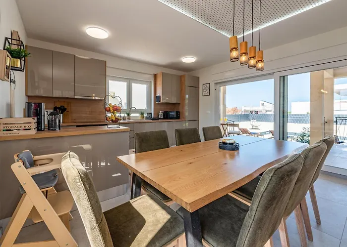 Gorgeous In * Врси